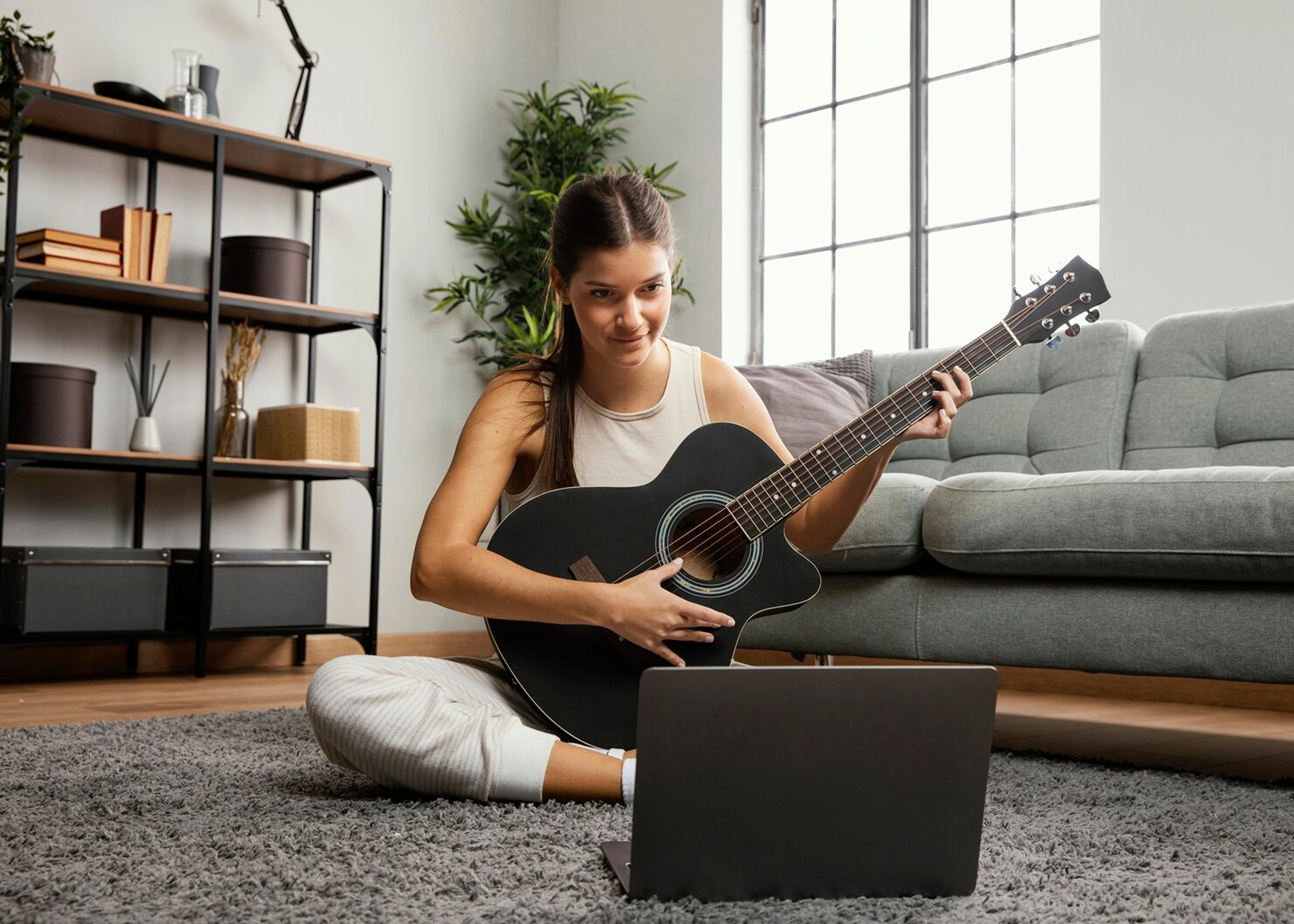 Online Guitar Classes - Classical and Western Styles